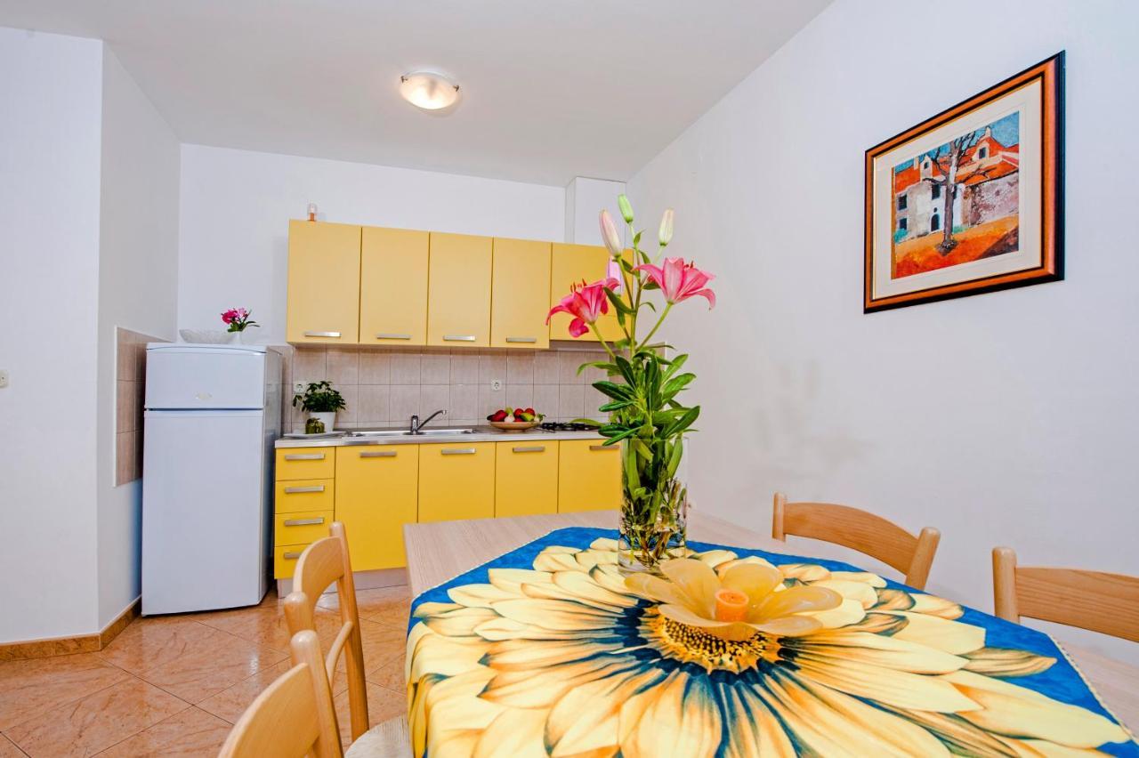 Apartments Bella B Ровинь Экстерьер фото
