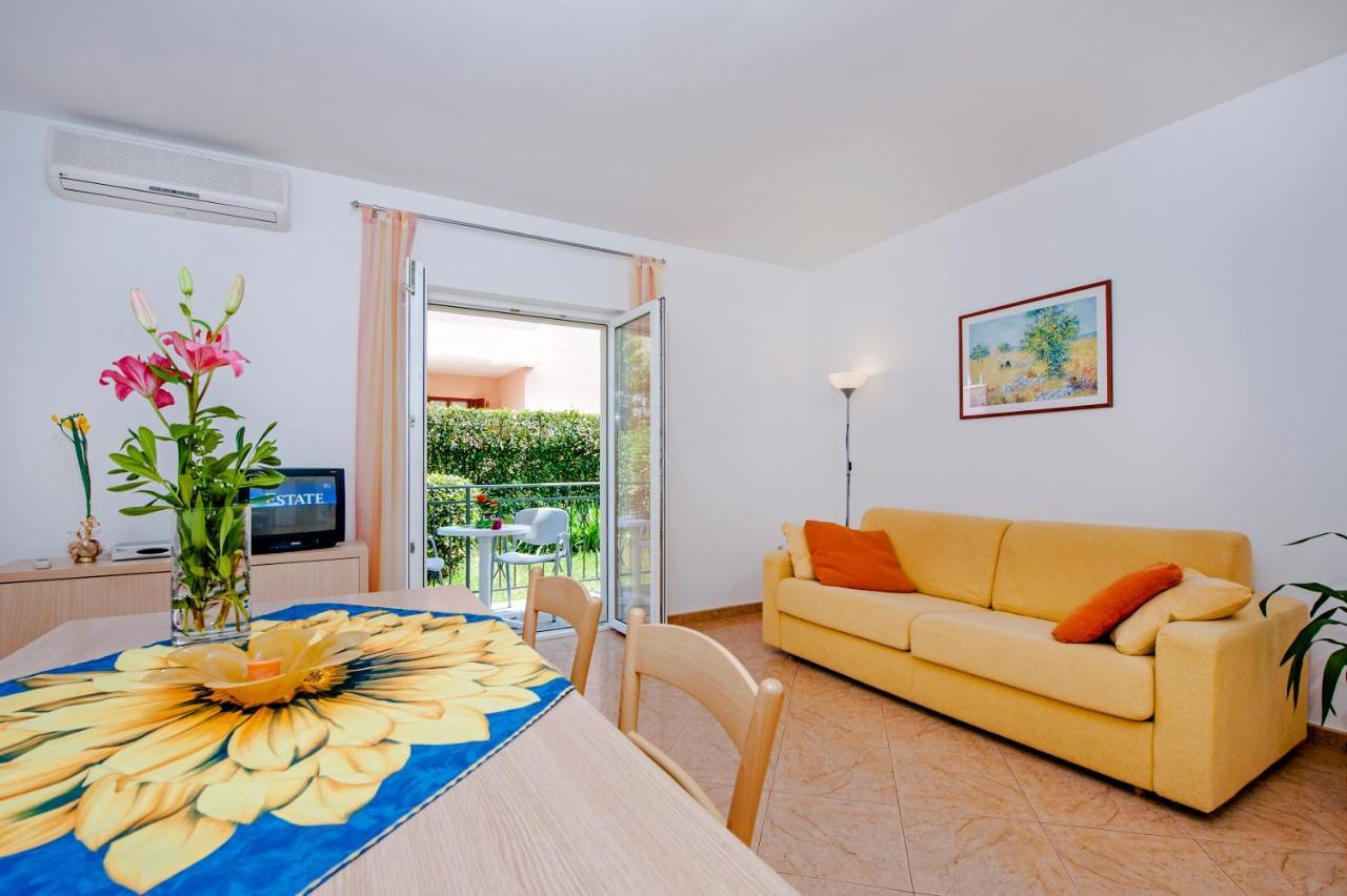 Apartments Bella B Ровинь Экстерьер фото