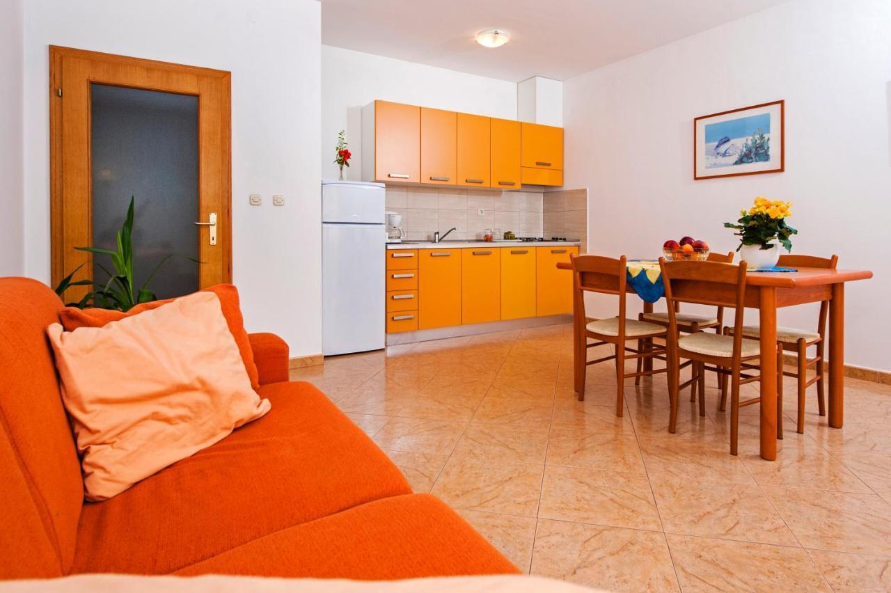 Apartments Bella B Ровинь Экстерьер фото